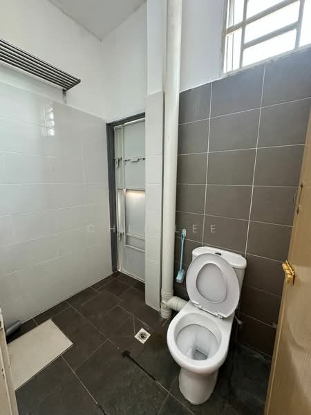 Taman Impian Indah,Alma, Bukit Mertajam untuk Untuk Disewa - RM 1,200 /bulan, Apr 2026 - Bathroom - PropertyGuru.com.my