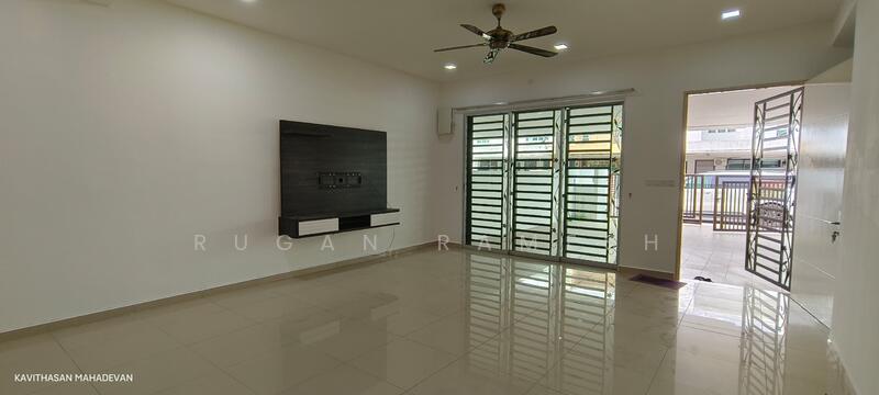 2-storey Terraced House for Sale in Bandar Sri Sendayan (Negeri Sembilan) - Rugan Ramesh - Living Room - PropertyGuru.com.my