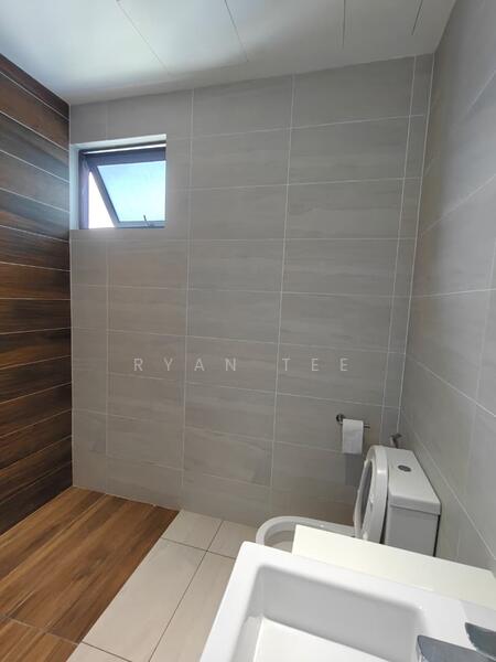 Kediaman Servis untuk Disewa di UNIO Residence - Ryan Tee - Bathroom - PropertyGuru.com.my