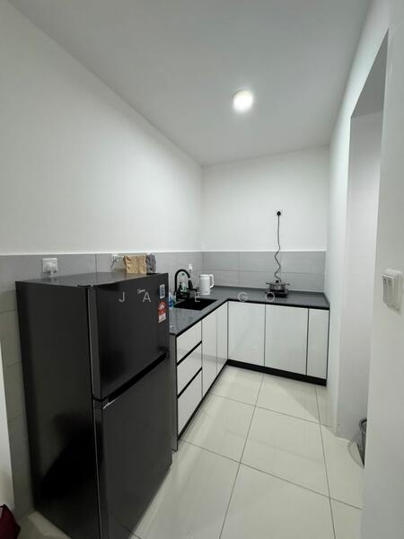 Vivo Executive Apartment untuk Untuk Disewa - RM 1,450 /bulan, Mac 2026 - Kitchen - PropertyGuru.com.my