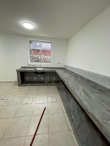 Taman Johor untuk Untuk Dijual - RM 538,000, Feb 2026 - Kitchen - PropertyGuru.com.my