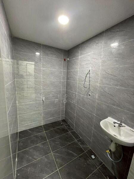 Taman Johor untuk Untuk Dijual - RM 538,000, Feb 2026 - Bathroom - PropertyGuru.com.my