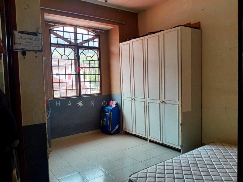 2-storey Terraced House for Sale in Bandar Baru Puncak Alam (Puncak Alam) - Hasnol Hafiz - Bedroom - PropertyGuru.com.my