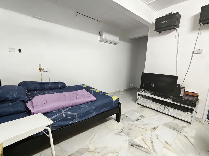 Rumah Teres 2 Tingkat untuk Dijual di BANDAR PUCHONG JAYA (Puchong) - Eric Lau Mun Chung - Bedroom - PropertyGuru.com.my