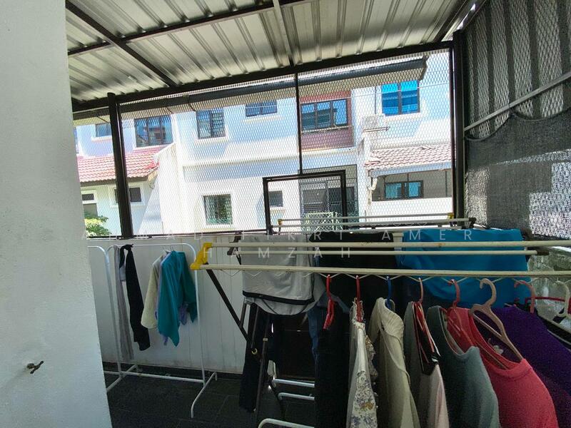 2-storey Terraced House for Sale in Taman Saujana KLIA (Sepang) - Ahmad Fikri Amer Hamzah - Balcony - PropertyGuru.com.my