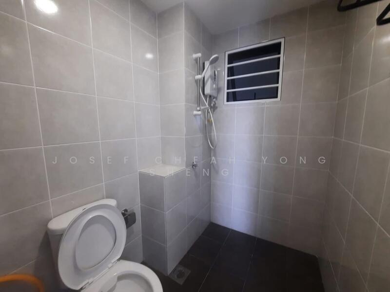 Pangsapuri untuk Disewa di Hana @ Eco Ardence - Josef Cheah Yong Sheng - Bathroom - PropertyGuru.com.my