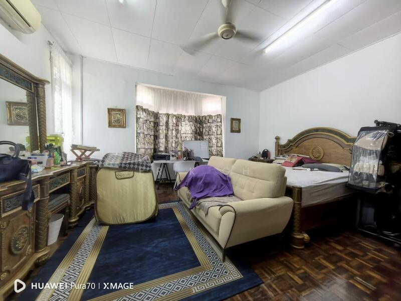 2-storey Terraced House for Sale in Seri Kembangan (Selangor) - ERIK OH - Bedroom - PropertyGuru.com.my