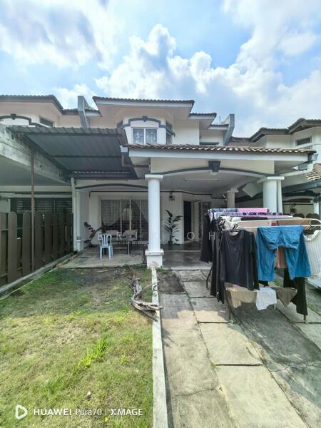 2-storey Terraced House for Sale in Seri Kembangan (Selangor) - ERIK OH - Exterior - PropertyGuru.com.my