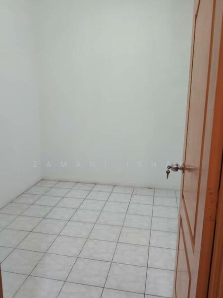 2-storey Terraced House for Sale in Sungai Buloh (Selangor) - Zamani Ishak - Interior - PropertyGuru.com.my