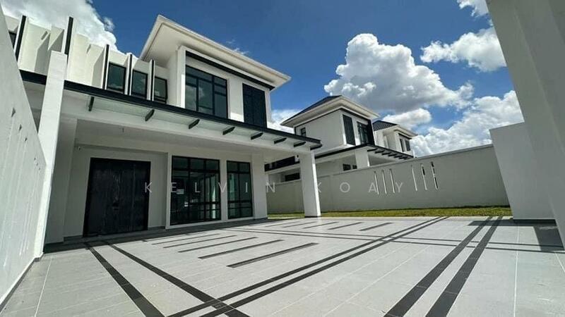 Semi-Detached House for Sale in Setia Tropika (Johor Bahru) - Kelvin Koay - PropertyGuru.com.my