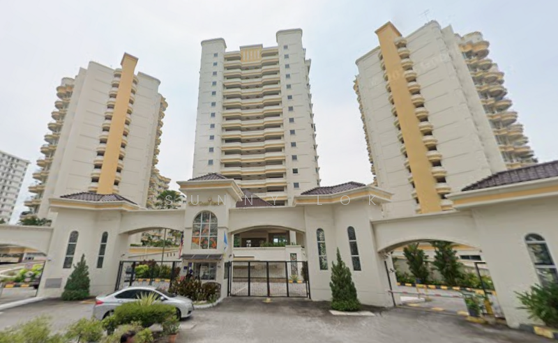 Kondominium untuk Dijual di Gold Coast Resort Condominium - Sunny Lok - Exterior - PropertyGuru.com.my