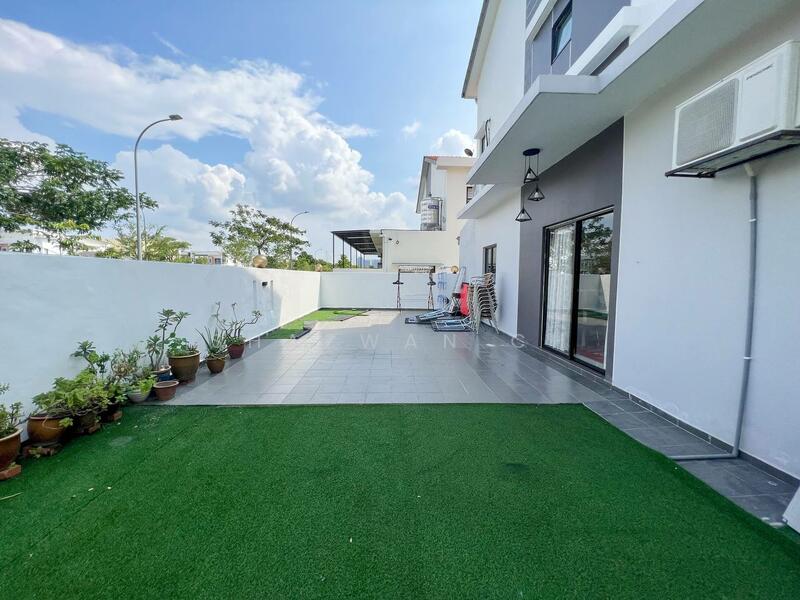2-storey Terraced House for Sale in Seksyen U13 (Setia Alam) - Shazwan CH - Exterior - PropertyGuru.com.my
