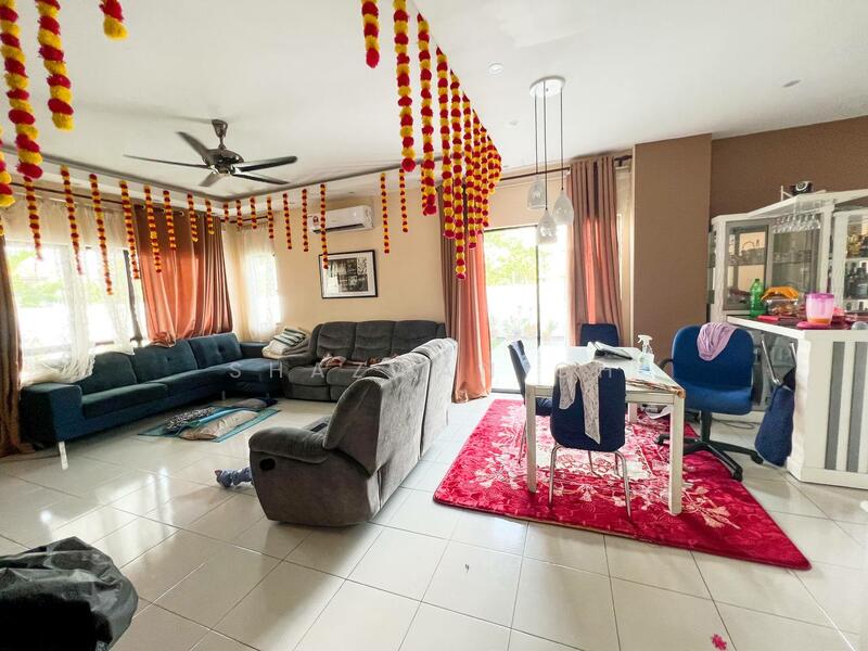 2-storey Terraced House for Sale in Seksyen U13 (Setia Alam) - Shazwan CH - Living Room - PropertyGuru.com.my