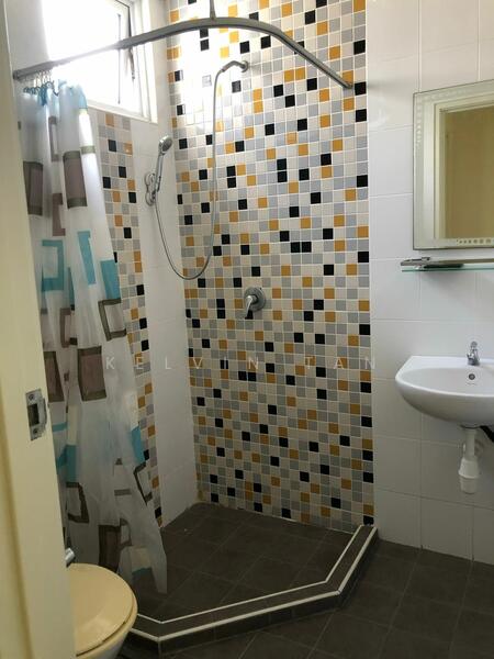 Kondominium untuk Disewa di Bayswater Resort Condominium - Kelvin Tan - Bathroom - PropertyGuru.com.my