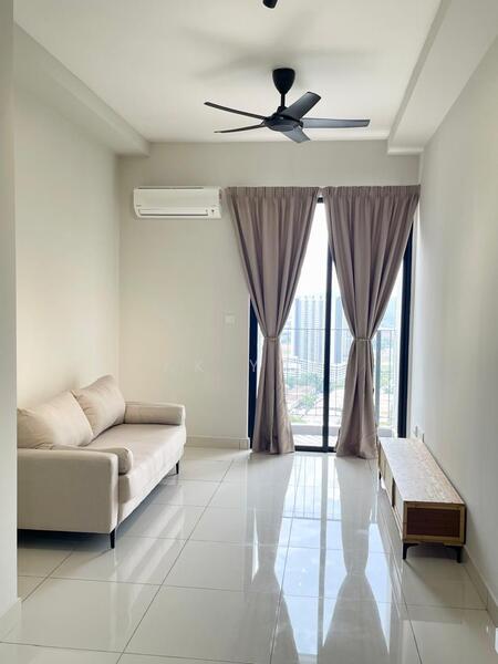 Nest 2 Residences untuk Untuk Disewa - RM 1,700 /bulan, Feb 2026 - Living Room - PropertyGuru.com.my