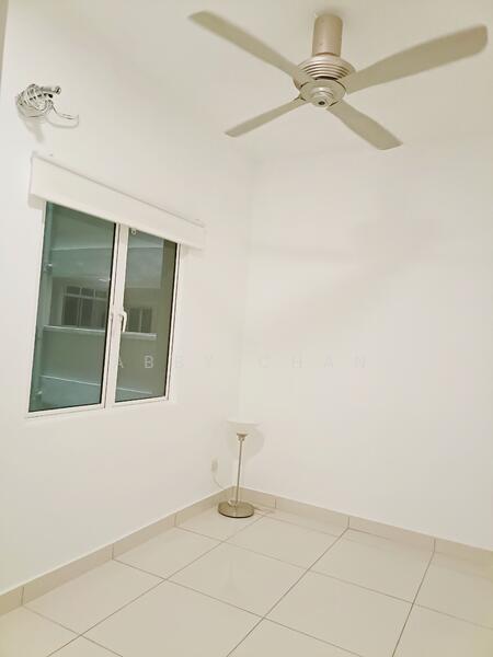 For Sale - Paraiso Residence @ The Earth