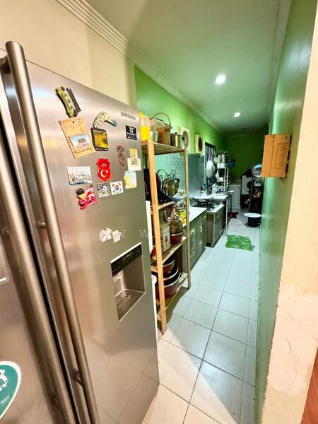 3-storey Terraced House for Sale in Seksyen 5 (Shah Alam) - Shazwan CH - Kitchen - PropertyGuru.com.my