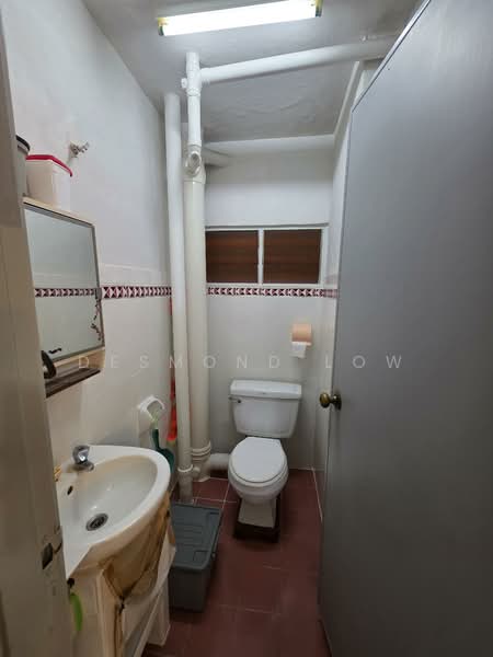 Apartment for Rent at Taman Kristal - Desmond Low - Bathroom - PropertyGuru.com.my