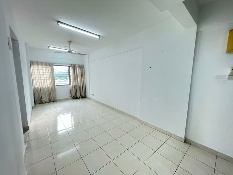Apartment for Rent at Suria Rafflesia - Alson Tan - Living Room - PropertyGuru.com.my