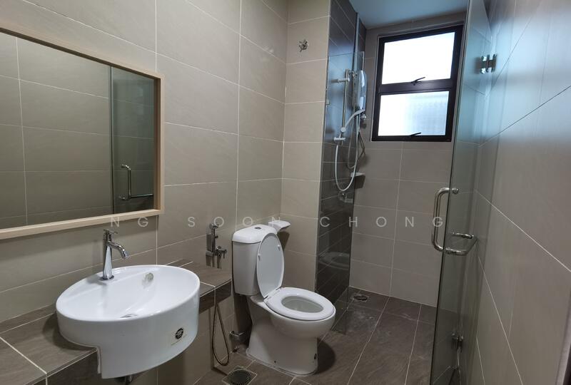 Servis Apartment untuk Disewa di Laguna Residences - Ng Soon Chong - Bathroom - PropertyGuru.com.my