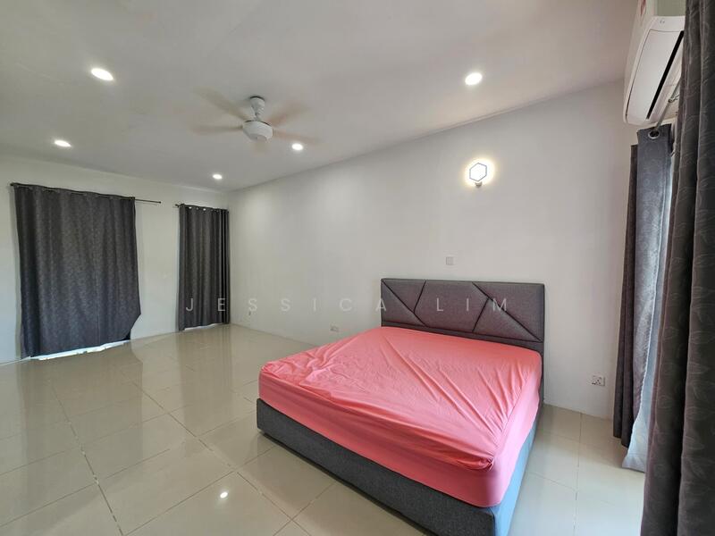 Bungalow for Sale in Batu Ferringhi (Penang) - Jessica Lim - Bedroom - PropertyGuru.com.my