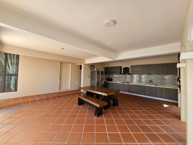Bungalow for Sale in Batu Ferringhi (Penang) - Jessica Lim - Kitchen - PropertyGuru.com.my