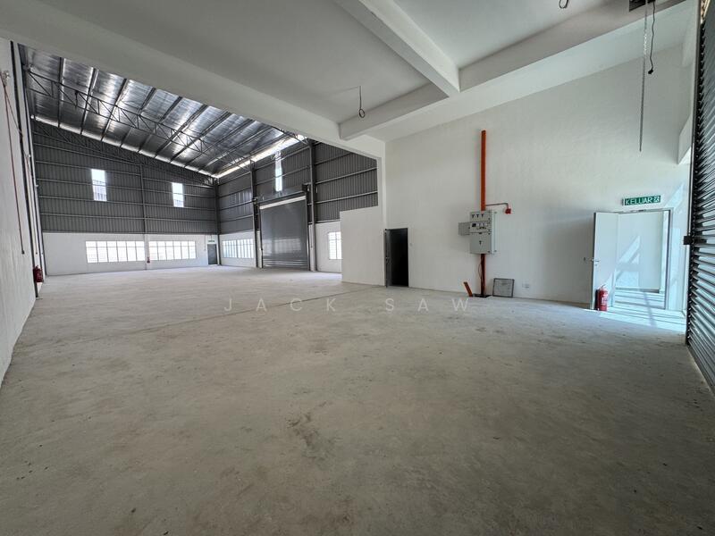 Semi-D Factory for Rent in Kulim (Kedah) - Jack Saw - Interior - PropertyGuru.com.my