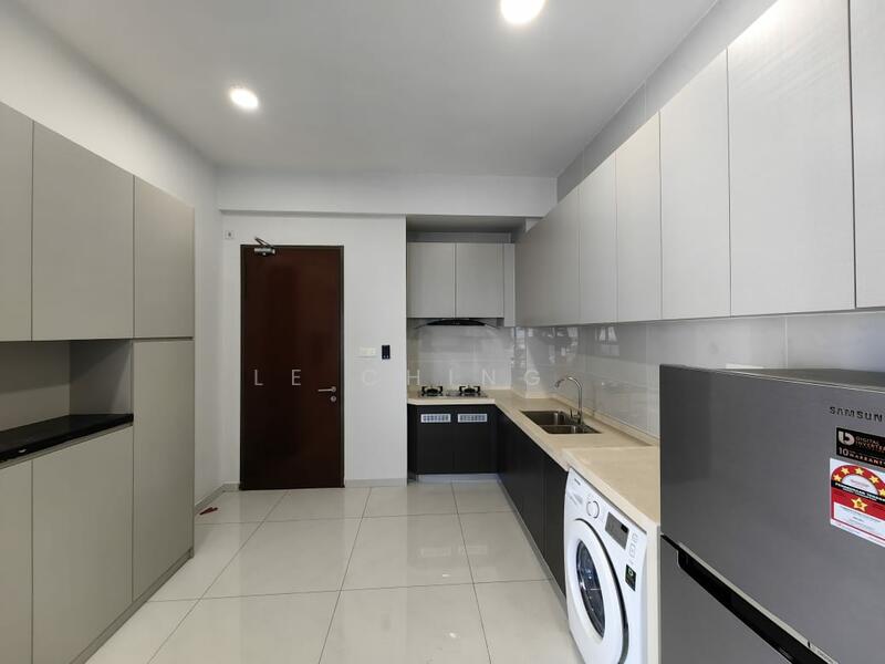 Service Residence for Rent at Molek Regency - Le Ching . - Kitchen - PropertyGuru.com.my