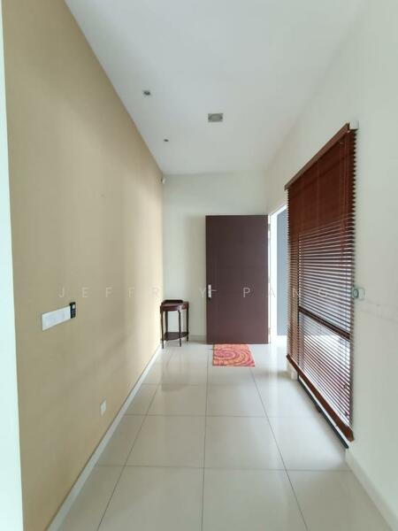 Twin Palms @ Sungai Long untuk Untuk Dijual - RM 1,850,000, Apr 2026 - Entrance - PropertyGuru.com.my