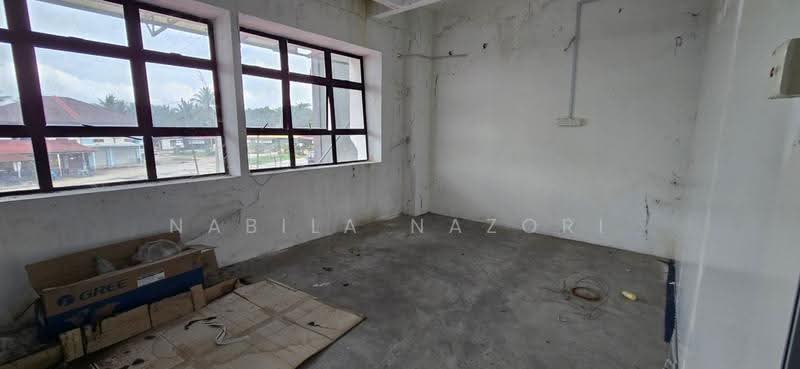 Shop for Sale in Kadok (Kelantan) - Nabila Nazori - Interior - PropertyGuru.com.my
