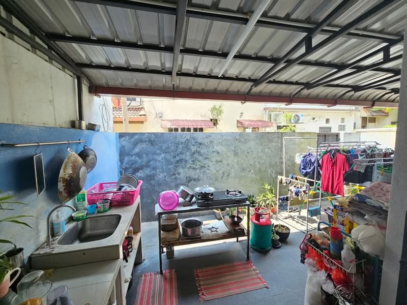 Rumah Teres 2 Tingkat untuk Dijual di Taman Wawasan (Puchong) - Jason Tan - Kitchen - PropertyGuru.com.my
