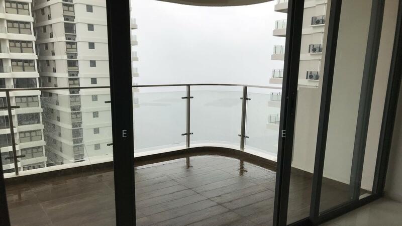 Condominium for Sale at Kings Bay @ Country Garden Danga Bay - Kelvin Chee - Balcony - PropertyGuru.com.my