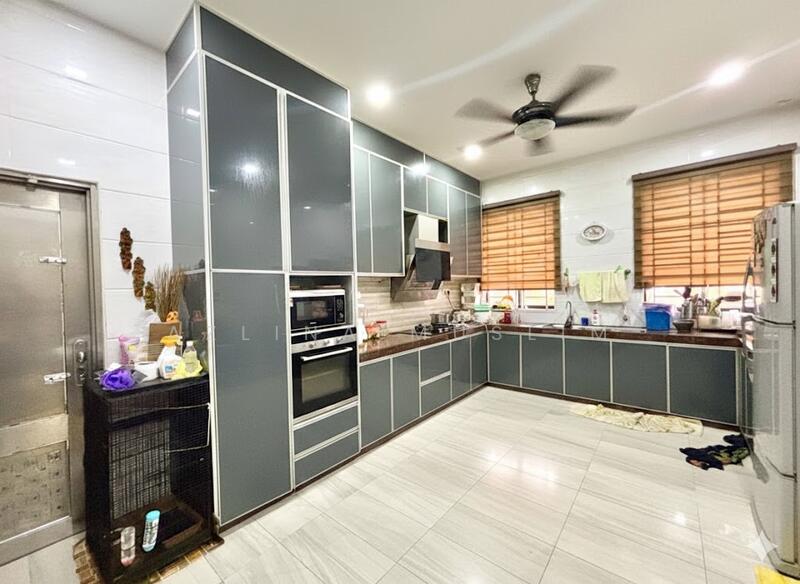 2-storey Terraced House for Sale in Johor Bahru (Johor) - Azlina Muslim - Kitchen - PropertyGuru.com.my