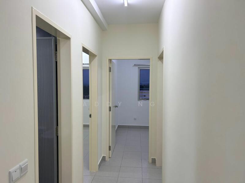 Apartment for Rent at Harmoni @ Eco Majestic - Addy Ng - Corridor - PropertyGuru.com.my