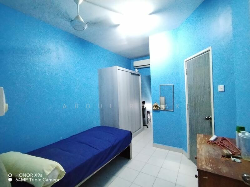 Taman Megah 2 untuk Untuk Dijual - RM 825,000, Mac 2026 - Bedroom - PropertyGuru.com.my