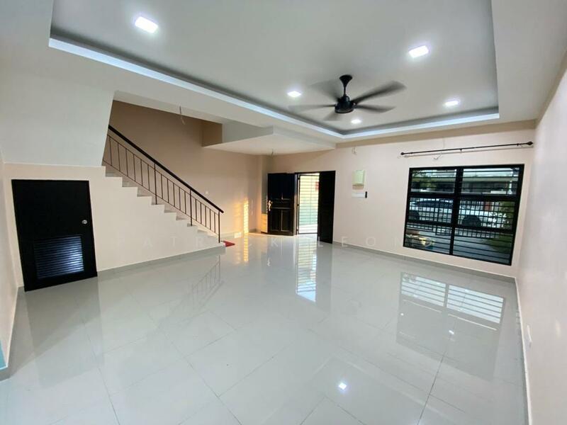 AQUILA @ Saujana Rawang untuk Untuk Dijual - RM 440,000, Feb 2026 - Living Room - PropertyGuru.com.my