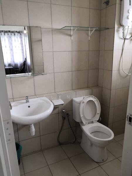 Vision Residence untuk Untuk Disewa - RM 2,500 /bulan, Feb 2026 - Bathroom - PropertyGuru.com.my