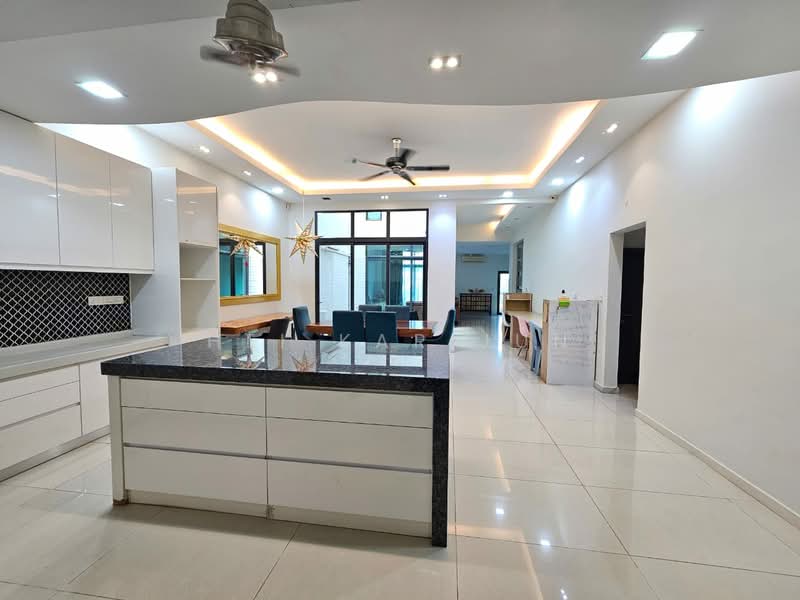Casaman untuk Untuk Disewa - RM 22,000 /bulan, Mac 2026 - Kitchen - PropertyGuru.com.my