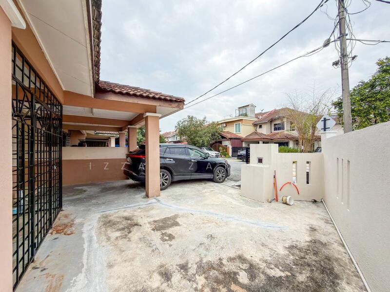 2-storey Terraced House for Sale in Bandar Baru Bangi (Selangor) - Izzat Zamros - Exterior - PropertyGuru.com.my