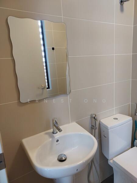 Rumah Bandar untuk Disewa di 16 Sierra (Puchong) - Ernest Ong - Bathroom - PropertyGuru.com.my