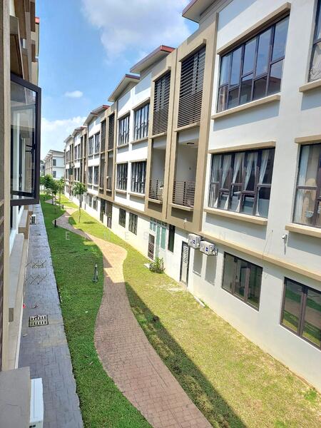 Rumah Bandar untuk Disewa di 16 Sierra (Puchong) - Ernest Ong - Exterior - PropertyGuru.com.my