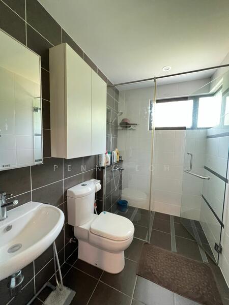3-storey Terraced House for Sale in Kajang (Selangor) - Penny Loh - Bathroom - PropertyGuru.com.my