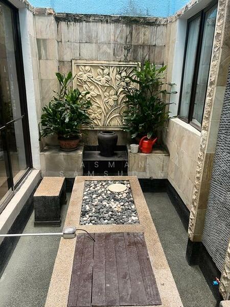 2-storey Terraced House for Sale in Shah Alam (Selangor) - Asman Samsudin - Garden - PropertyGuru.com.my