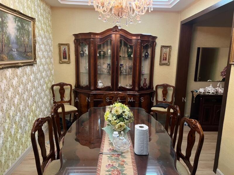 2-storey Terraced House for Sale in Shah Alam (Selangor) - Asman Samsudin - Dining Room - PropertyGuru.com.my