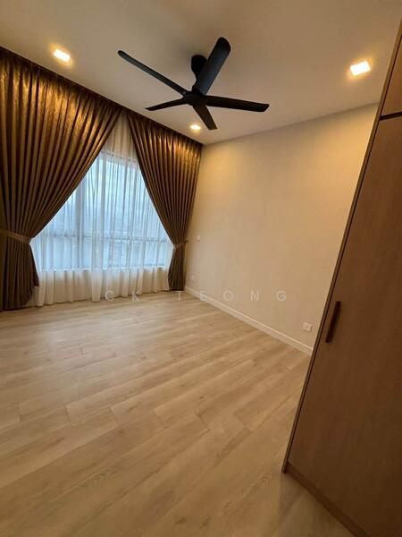 Quinn Residence untuk Untuk Disewa - RM 2,600 /bulan, Feb 2026 - Bedroom - PropertyGuru.com.my