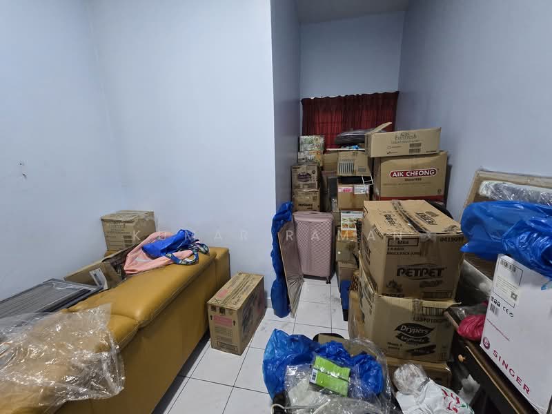 Rumah Teres 2 Tingkat untuk Dijual di Shah Alam (Selangor) - Kumar Raman - Ground Floor Room 1 - PropertyGuru.com.my