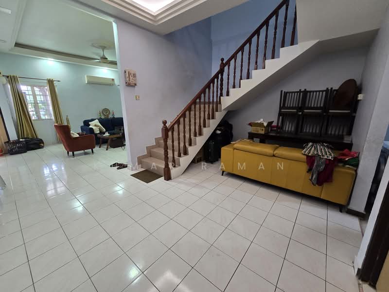 Rumah Teres 2 Tingkat untuk Dijual di Shah Alam (Selangor) - Kumar Raman - Living Room - PropertyGuru.com.my