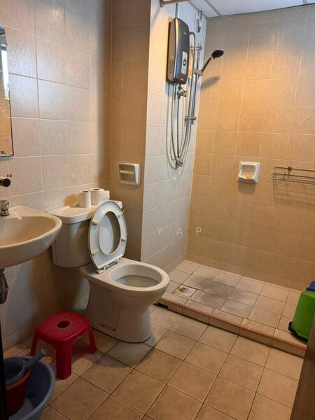 Amadesa Resort Condominium untuk Untuk Dijual - RM 345,000, Mac 2026 - Bathroom - PropertyGuru.com.my