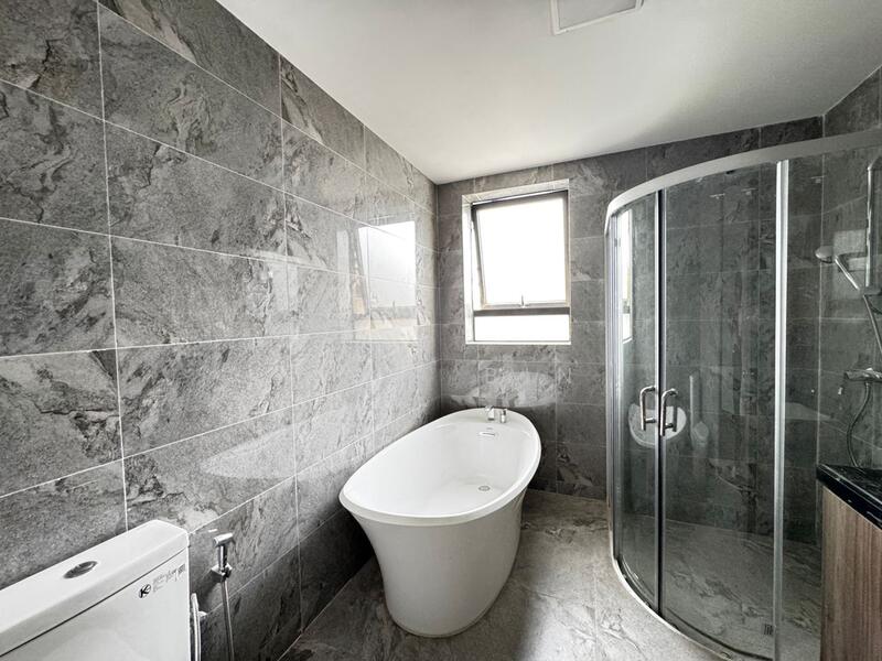 Cluster House for Sale in Forest City (Gelang Patah) - Kang Bin - Bathroom - PropertyGuru.com.my