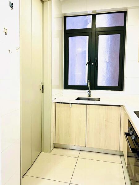 Condominium for Rent at Vivo Residential Suites - Mazsheera . - Kitchen - PropertyGuru.com.my